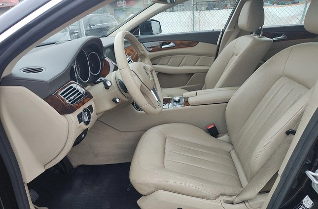 Mercedes-Benz CLS cena 92900 przebieg: 286259, rok produkcji 2014 z Częstochowa małe 529